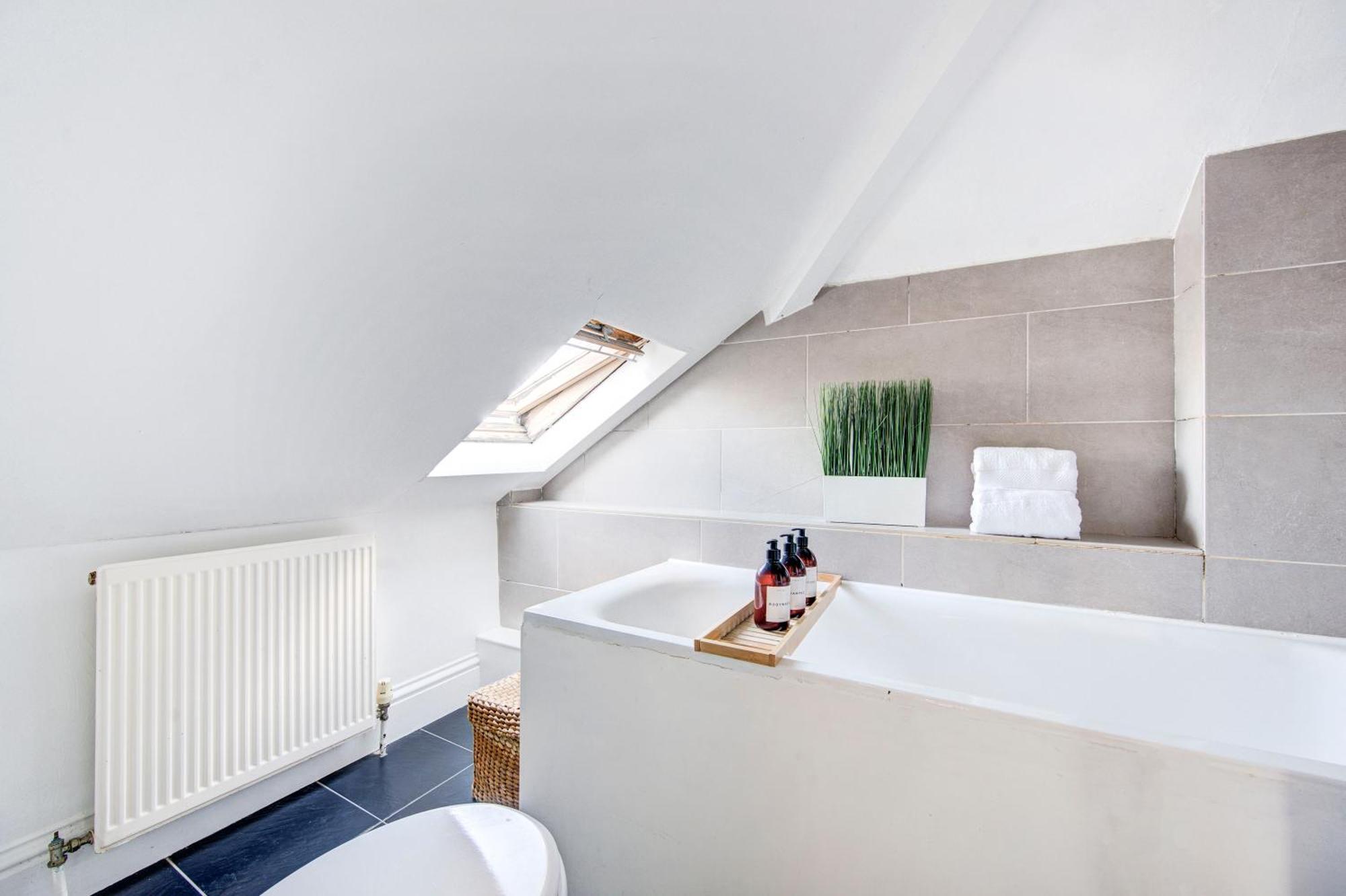 Islington Attic 3 Bedroom Flat 伦敦 外观 照片